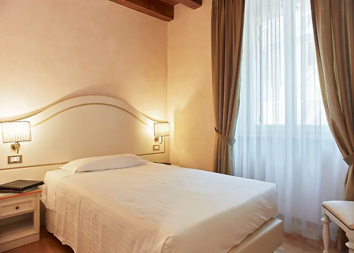 Mazzanti 3* Верона