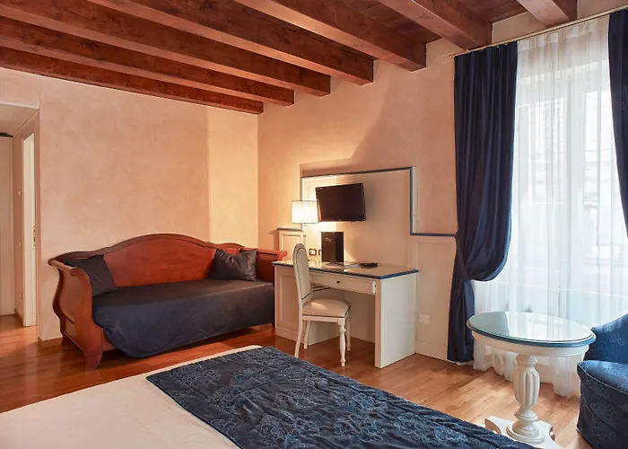 Отель Mazzanti Верона