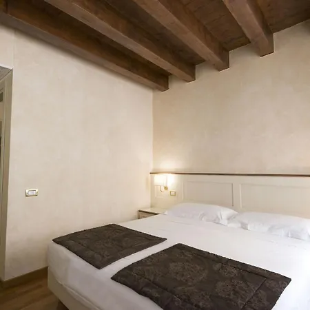 Hotel Mazzanti 3*