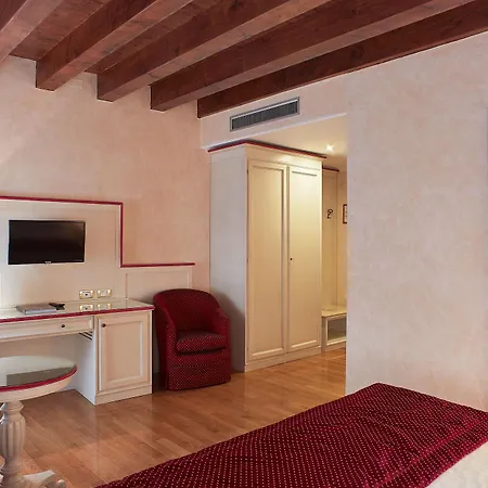 Mazzanti 3* Verona