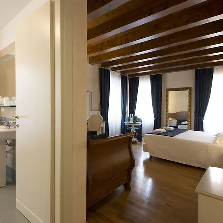 Mazzanti Hotel