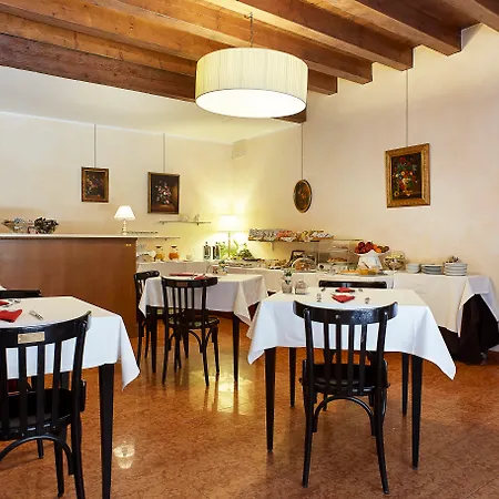 Hotel Mazzanti Verona