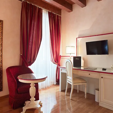 马赞蒂酒店 酒店 3*