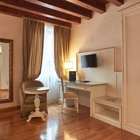 马赞蒂酒店 3* 维罗纳