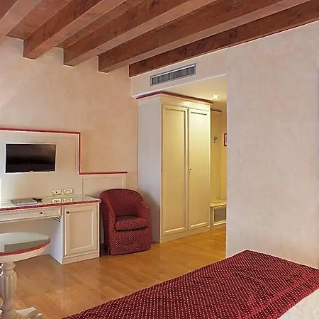Mazzanti 3* Verona